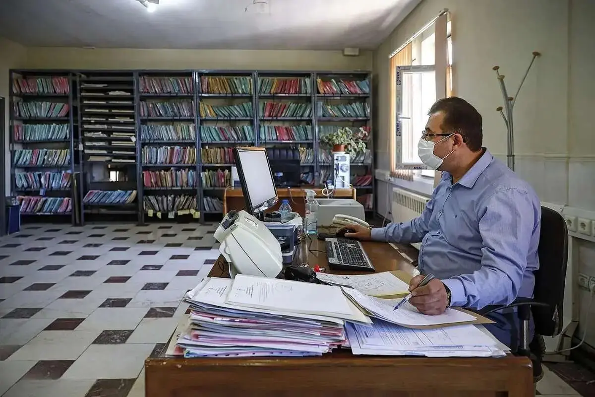 زمان افزایش حقوق کارکنان و کارمندان دولت