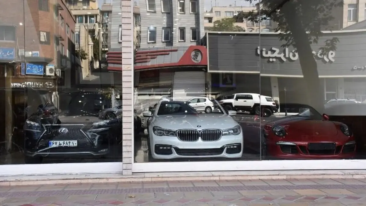 قیمت محصولات ایران‌خودرو و سایپا امروز یکشنبه ۱۶ فروردین / ۲۰۷ اتوماتیک چند؟