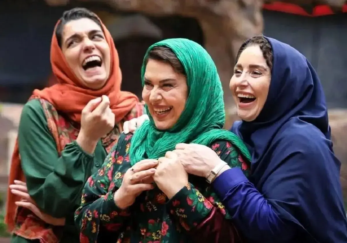 گیتی قاسمی: هیچ جنگی آزادی نمی‌آورد/ دیگر نمی‌توانم در خانه‌ام زندگی کنم/ استرس از خودِ انفجار ترسناک‌تر است