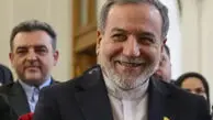 پوشش متفاوت و عجیب عراقچی در خارج از کشور
