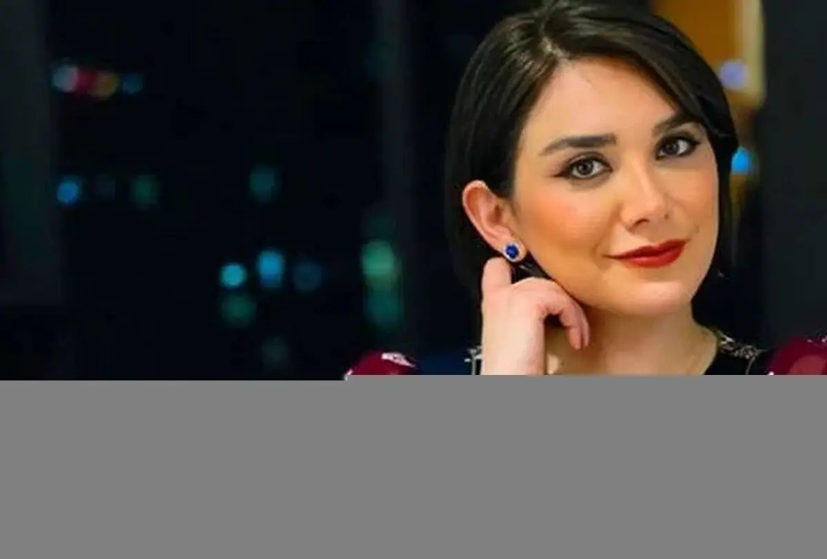 تصاویر لو رفته از نیوشا صارمی پرحاشیه ترین مجری ایران اینترنشنال و همسر و فرزندانش
