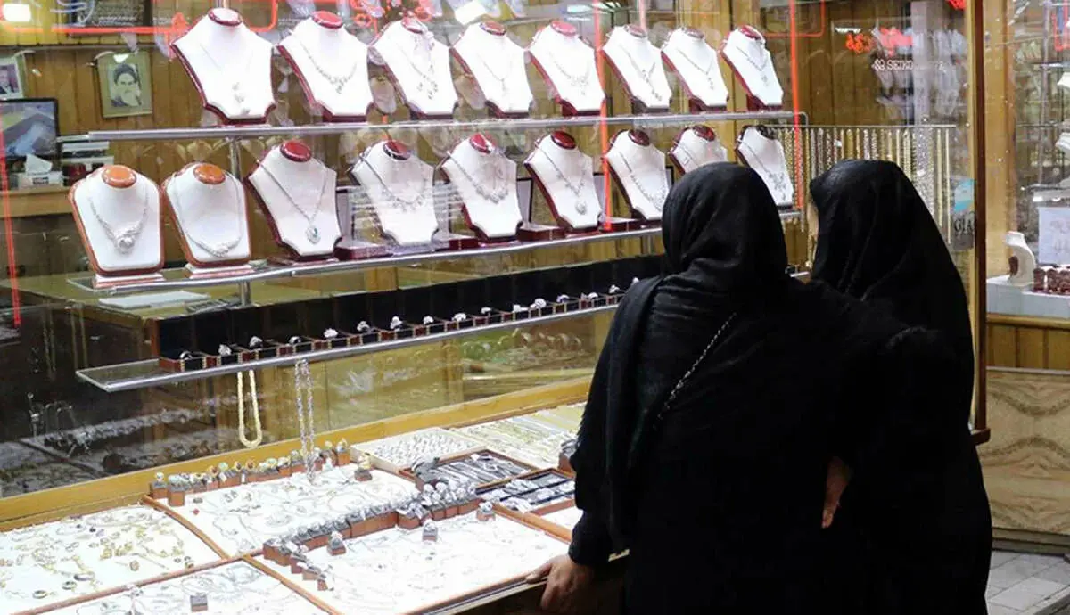آخرین قیمت طلا و دلار امروز دوشنبه 24 فروردین۱۴۰۴