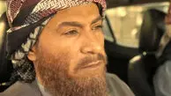 عکس| سفر در زمان؛ «قاضی» سریال بیگانگان با ظاهر متفاوت در تهران؛ سال 1404