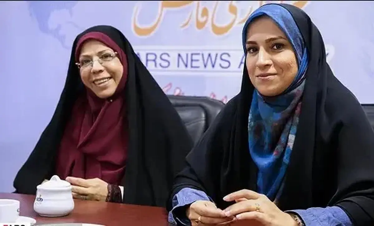 نگاه روز | قاب زیبا از خانم مجری صدا و سیما در کنار 2 دختر قدبلند و خوش سیمایش؛ آنها چخماقی های معروفند!