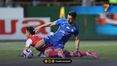 مدافع سابق آرسنال به رقیب استقلال و تراکتور پیوست!