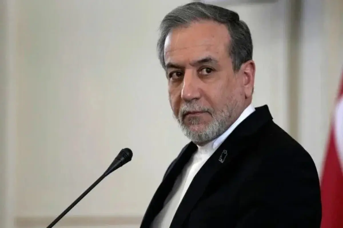 عراقچی: پوتین گفت که دنیا ایران را تحسین کرد