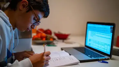 مدرسه‌ای به اندازه یک محله