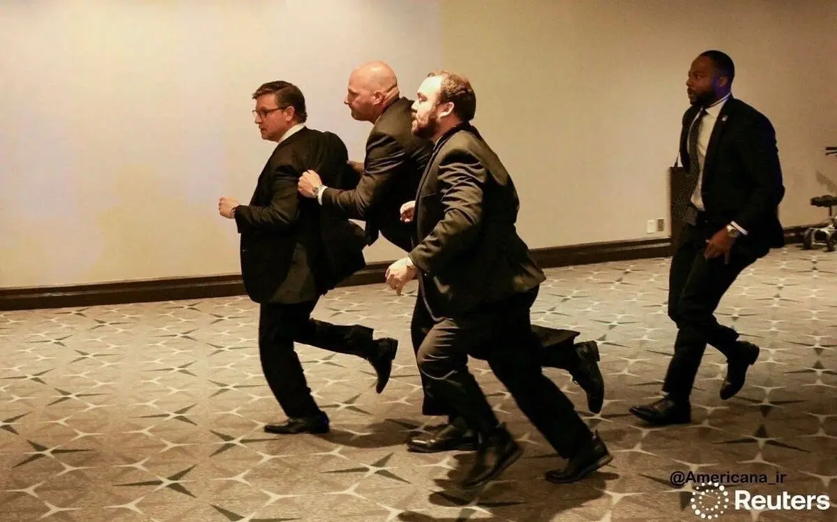 فوری: تیراندازی به ترامپ در کاخ سفید/ ترامپ کشته شد؟