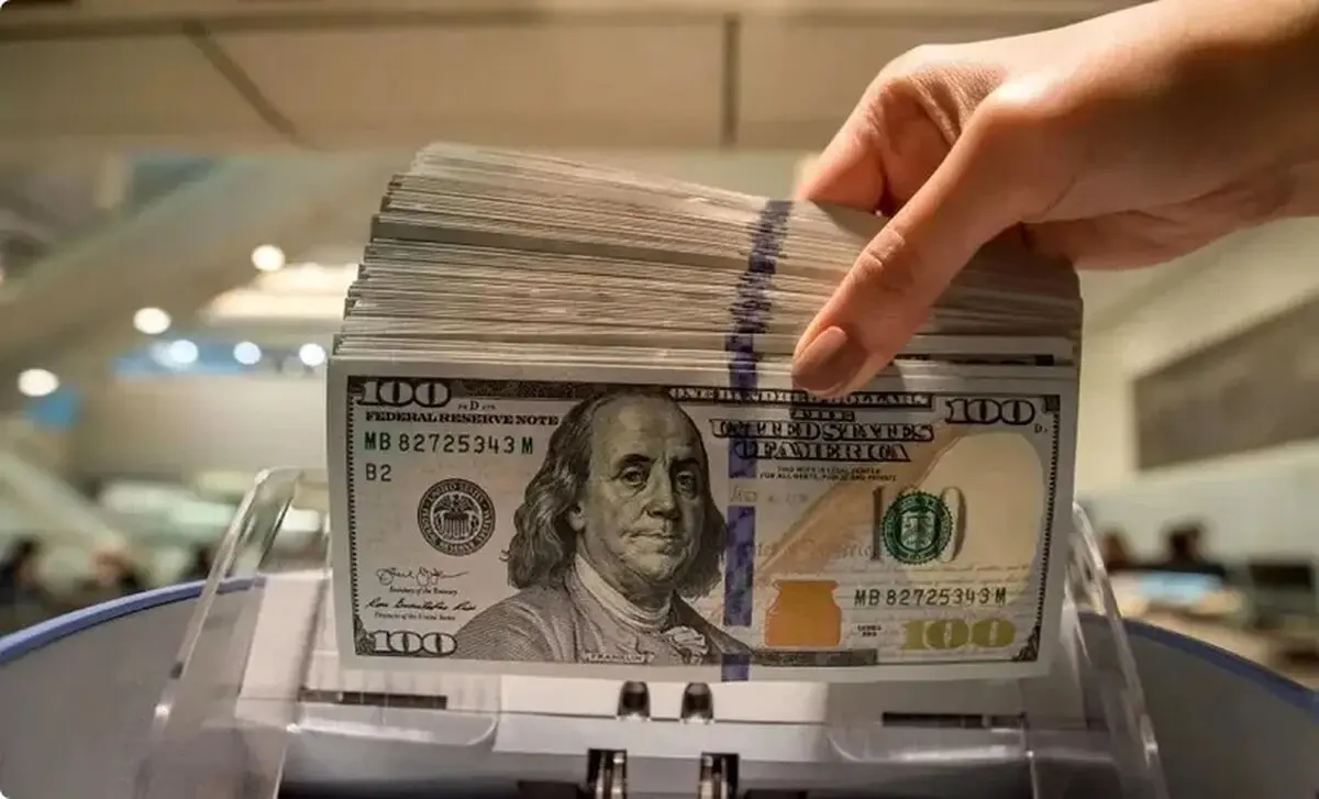 قیمت دلار امروز جمعه 1 خرداد 1405؛ افت 1400 تومانی