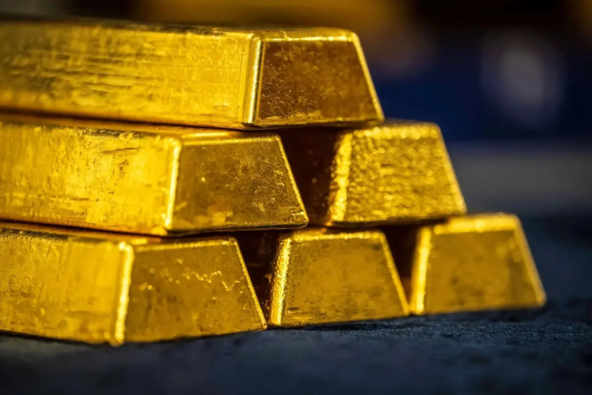 آخرین قیمت طلا، سکه و دلار در بازار امروز جمعه 25 اردیبهشت 1405 / طلا 18 عیار گرمی چند؟