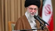 قابی زیبا از آیت‌الله خامنه‌ای و نوه کوچکش در بهشت + عکس