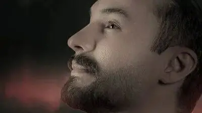 دانلود آهنگ جدید راغب پر پرواز/ زیبای حساس تو چه کردی دلم عاشق شد…