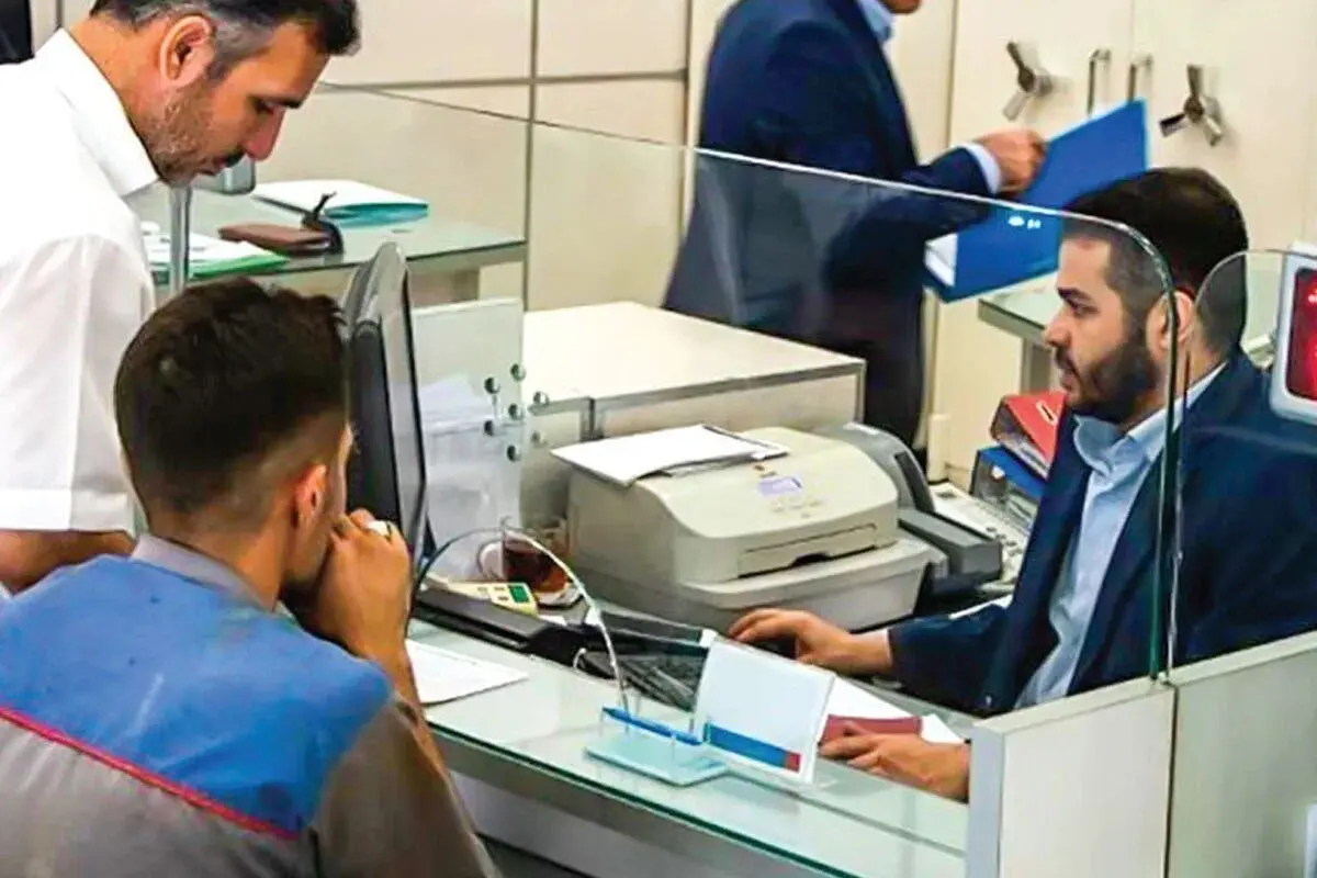با تغییر ساعت کاری ادارات و بانک ها رسما موافقت شد / کارمندان بخوانند