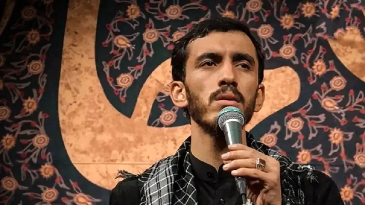 مداحی مهدی رسولی؛ از حضرت عبدالله‌ بن‌ حسن (ع) تا شهید ماکان نصیری