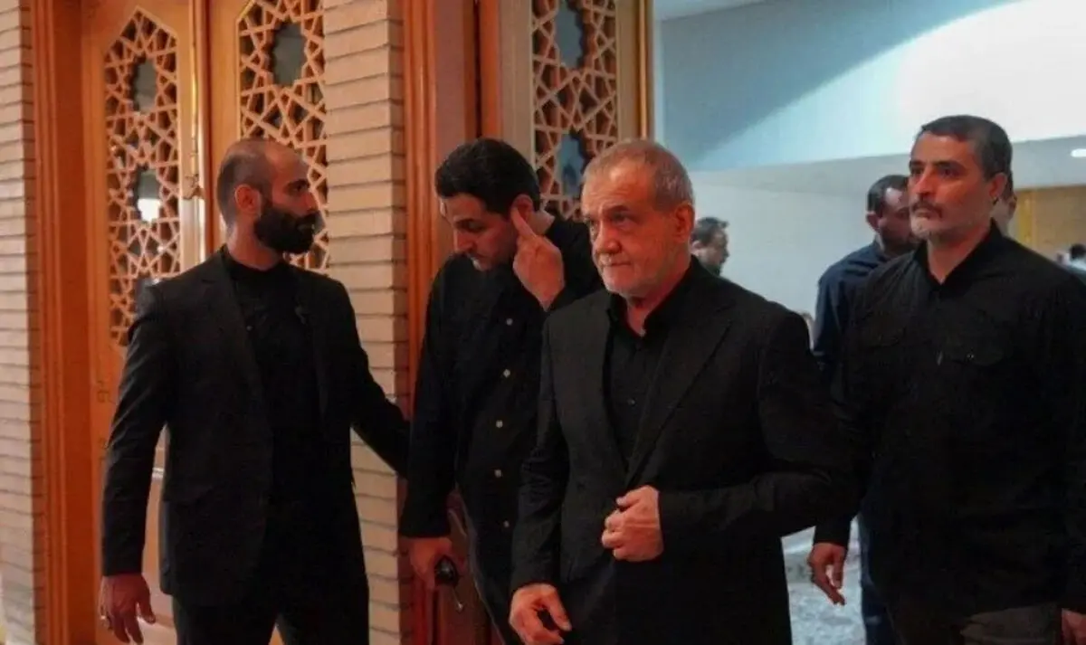 پزشکیان در روضه خانگی لاریجانی + عکس ها