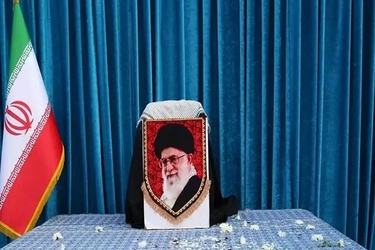 ویدئو| پیام انگلیسی به دشمنان ایران: سیدعلی رفتی اما تا ابد در قلب ما هستی