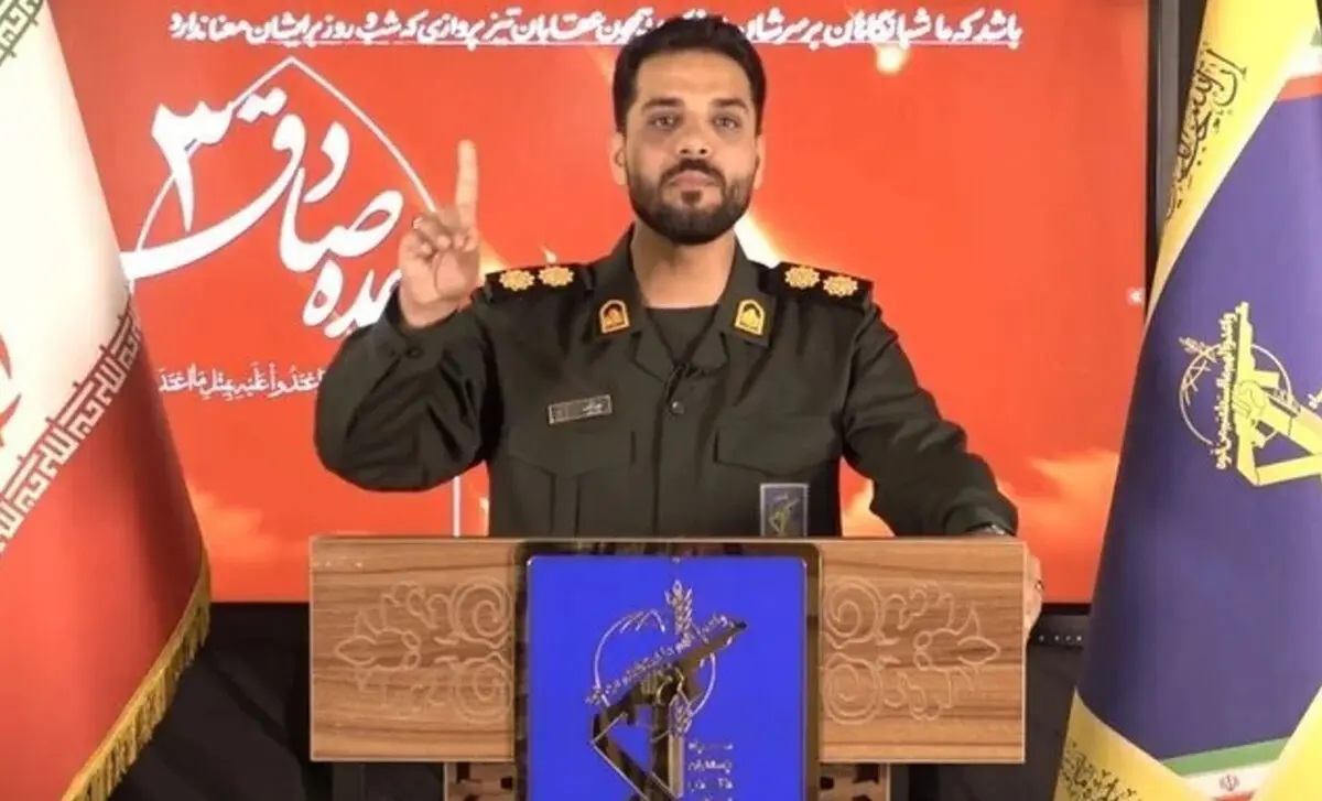 فیلم گفتگو با سرهنگ ایمان تاجیک سخنگوی عملیات وعده صادق ۳