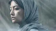 عکس /  پردیس احمدیه در مراسم تشییع رهبر شهید و در کنار تابوت شهدا