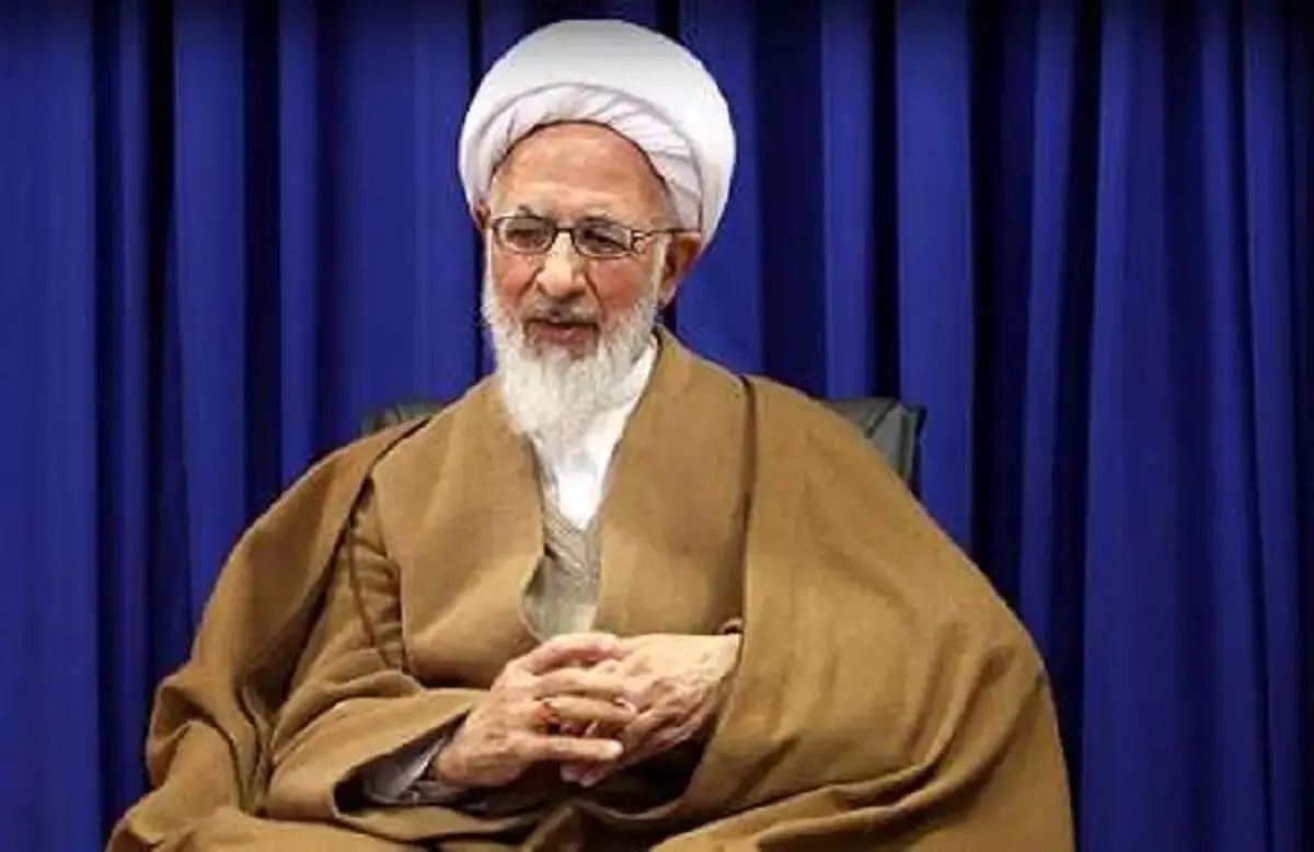 آیت الله جوادی آملی که بر پیکر رهبر انقلاب نماز خواند، کیست؟