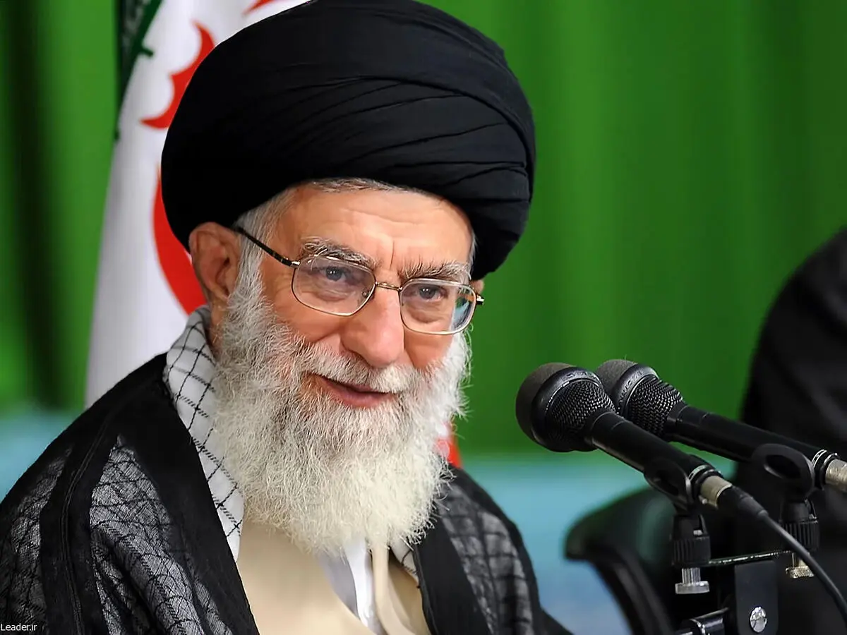 دختران رهبر انقلاب بشری و هدی، با چه خانواده‌هایی وصلت کردند؟/ کدام دختر همراه پدر به شهادت رسید؟