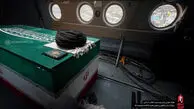 عکس | لحظه ای خاص از خودروی حامل پیکر رهبر شهید در نجف