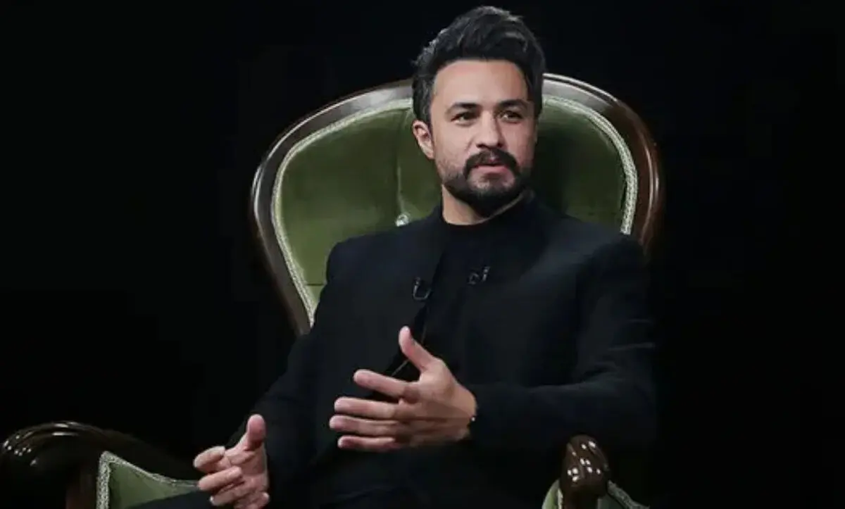 استوری مصطفی راغب خواننده درباره تشییع امروز رهبر شهید در مشهد + عکس
