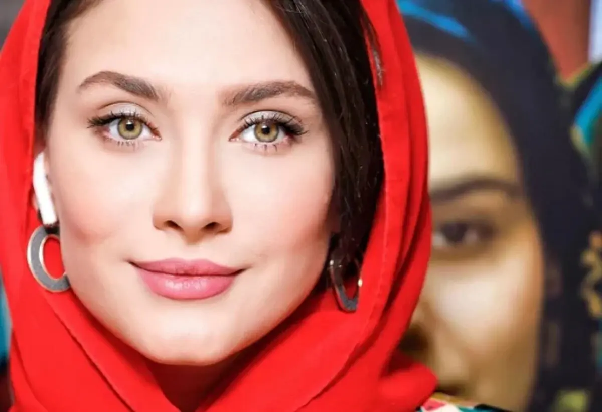 بیوگرافی ساناز سعیدی ( خانم بلاگر معروف سریال ناریا)