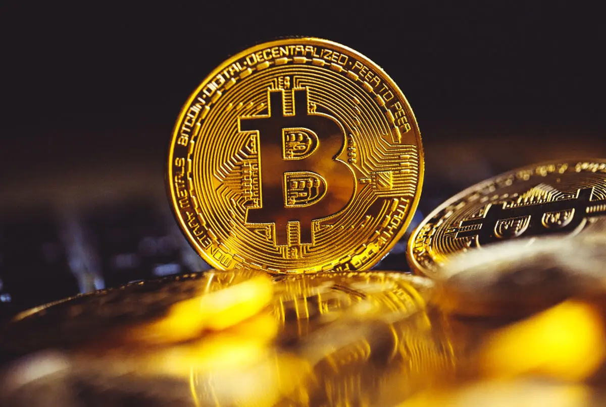 قیمت بیت کوین و ارزهای دیجیتال امروز جمعه ۵ تیر ۱۴۰۵ منتشر شد | آخرین نرخ BTC، اتریوم، سولانا و رمزارزهای مهم را ببینید