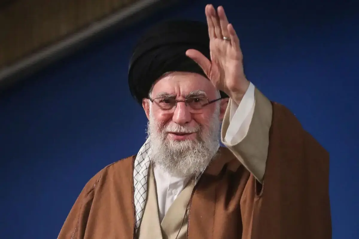 رونمایی از طرح جایگاه وداع با رهبر شهید در مصلی تهران + عکس