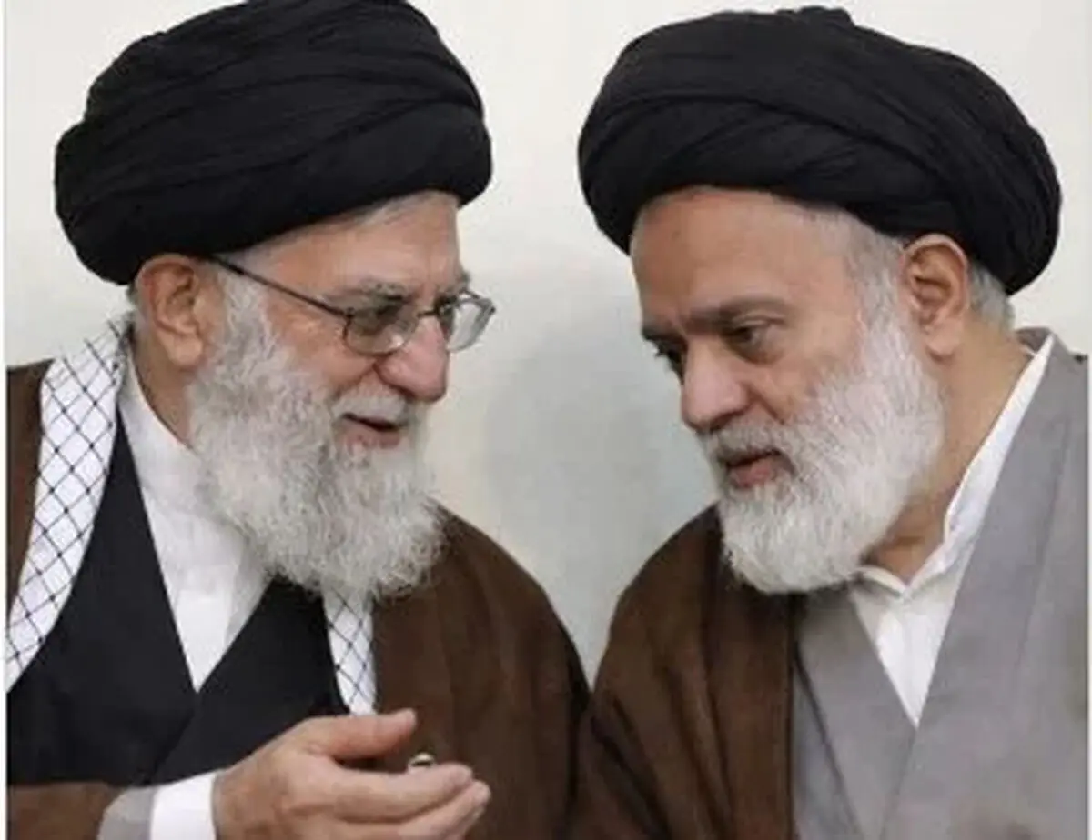 آیت الله سیدمصطفی خامنه‌ای را بیشتر بشناسید؛ پسری که بر پیکر پدر شهید نماز خواند