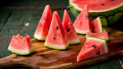 چرا هرگز نباید آیفون داغ را در یخچال یا فریزر قرار دهیم؟