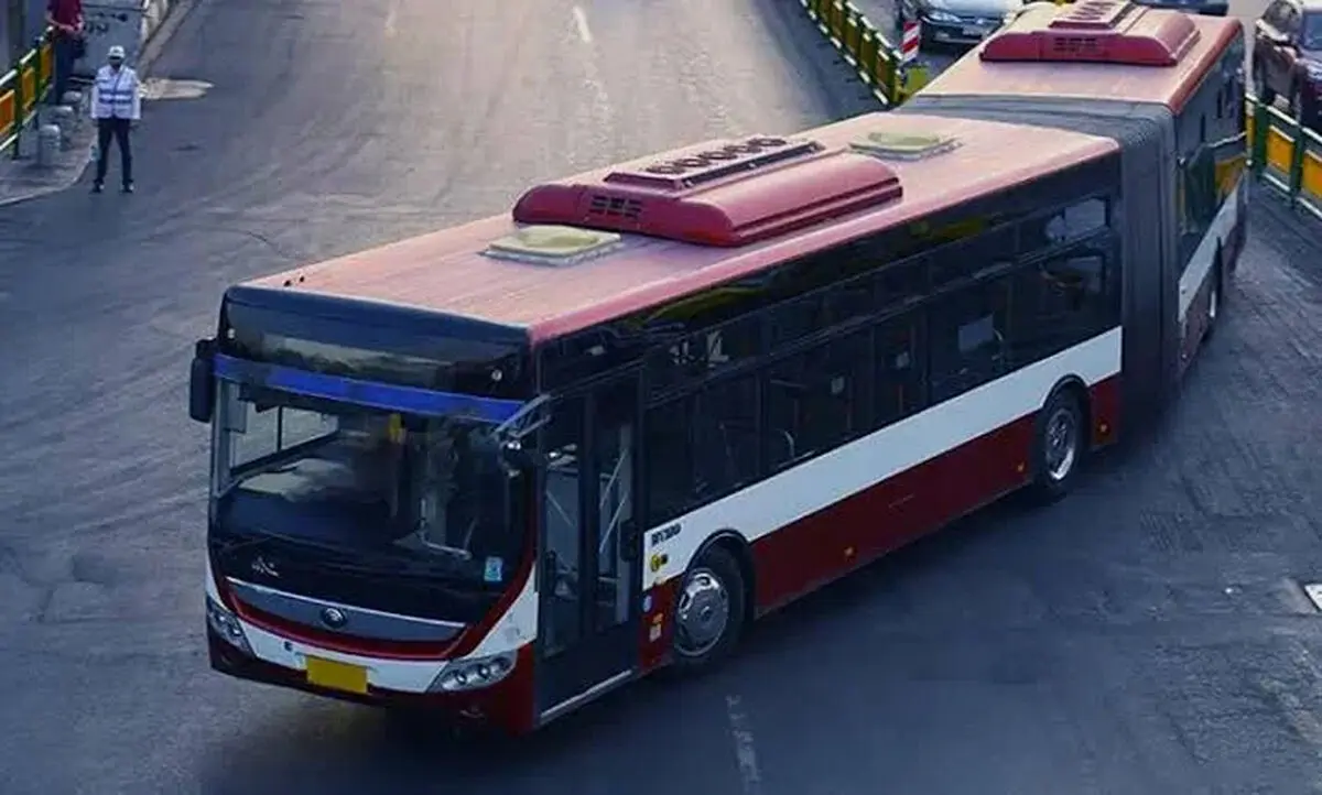 تصادف وحشتناک اتوبوس BRT در ولیعصر / ۶ نفر مصدوم شدند