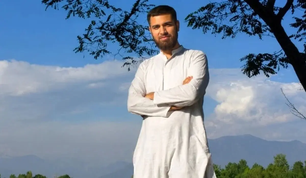 بیوگرافی سرباز روح الله رضوی مجری به وقت ایران
