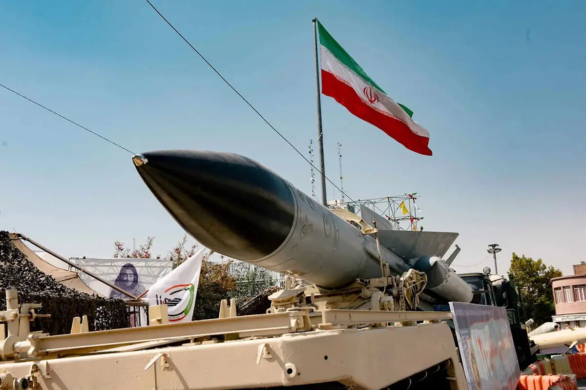 موشک ذوالفقار در قلب تهران مستقر شد/ عکس