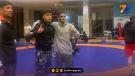 محبوبیت جهانی آزادکاران ایران در ریاض؛ صف عکس‌ یادگاری با قاسم‌پور و عموزاد!