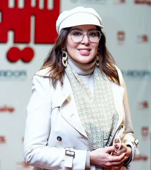 استایل کرمی لیلا بلوکات