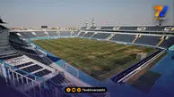 تراکتور از چمن ورزشگاه رقیب هم شانس نیاورد! +تصاویر