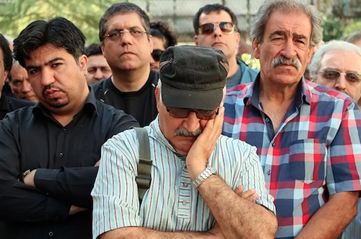 انتقاد از قالیباف و شورای شهر در مراسم تشییع کارگردان سینما