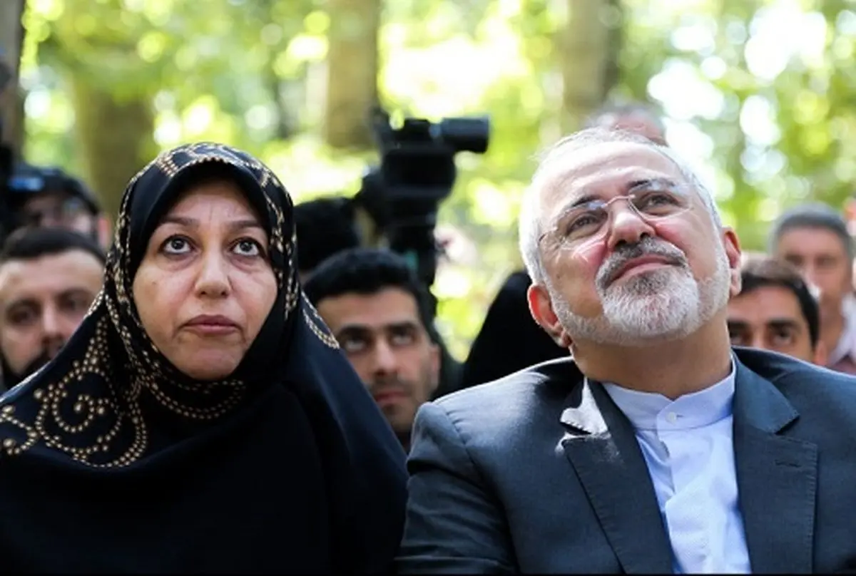 وزیر امور خارجه و همسرش در مراسم رونمایی آثار فرشچیان +عکس