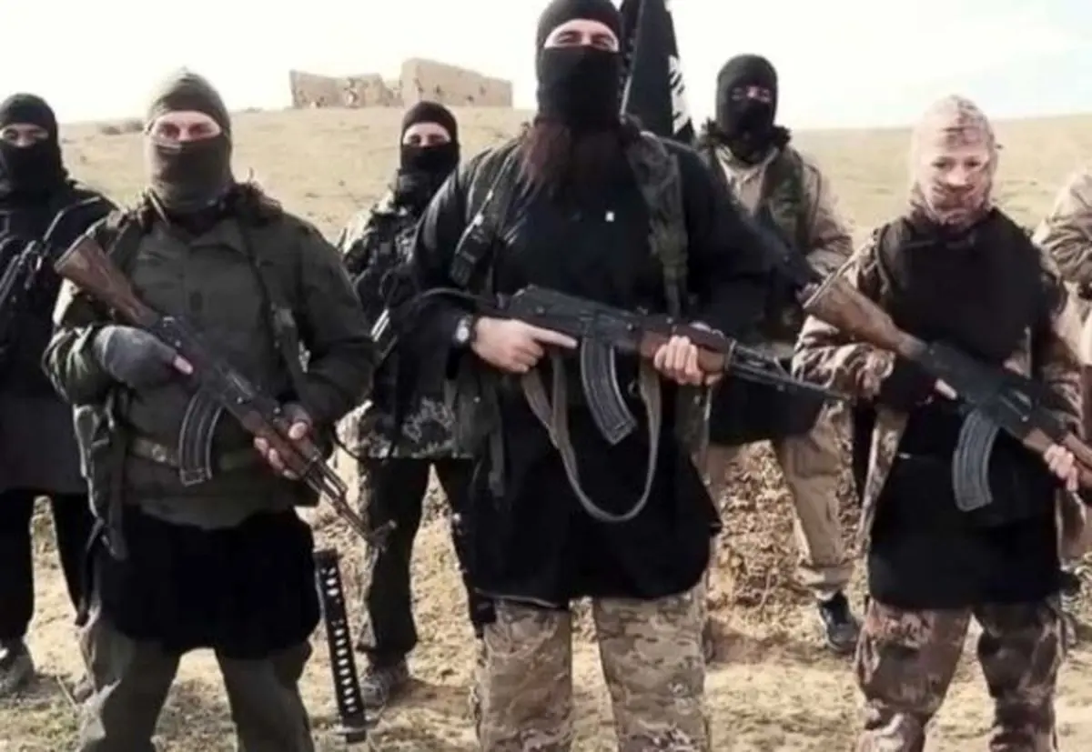 دستگیری دختران سوری به جرم خندیدن!