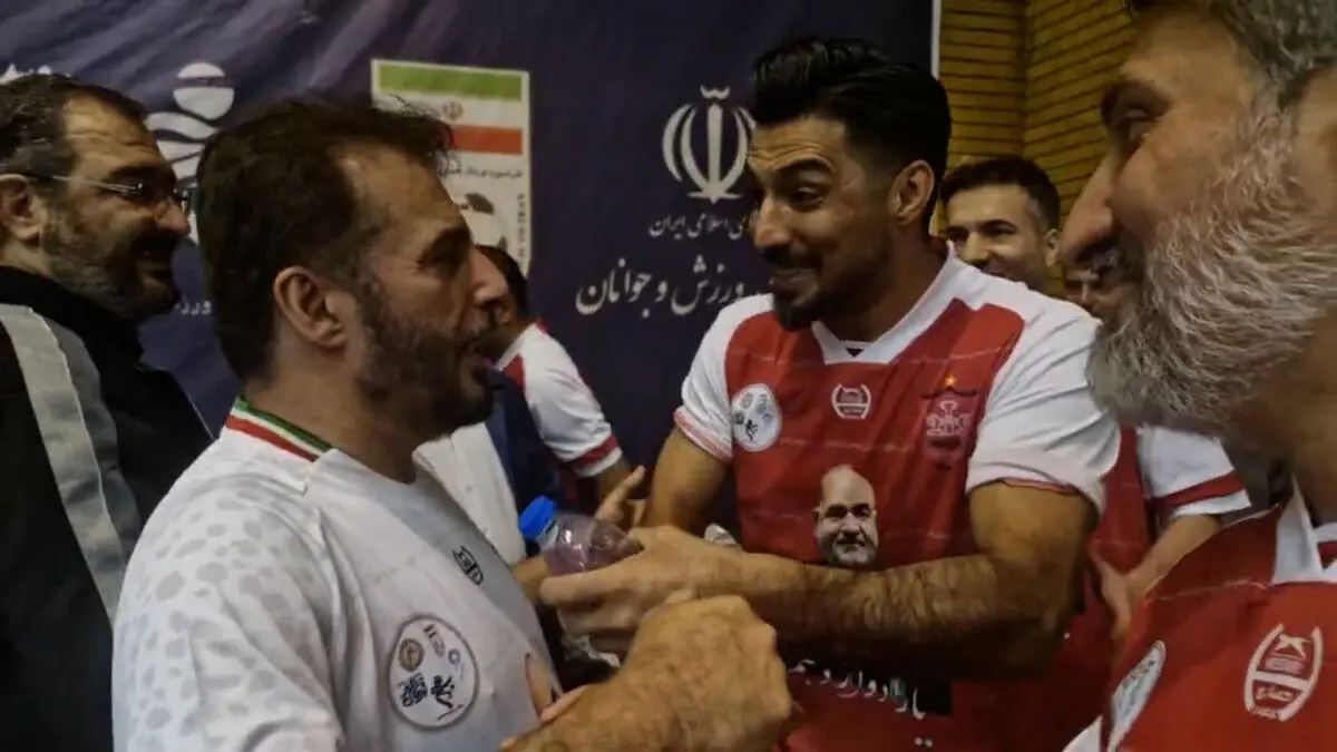 شوخی جواد هاشمی با پیشکسوتان پرسپولیس