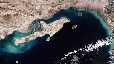 یک بطری آب، خسارت میلیاردی به بار آورد!