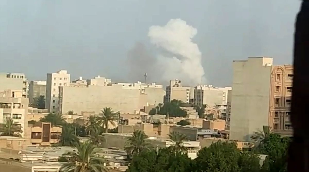 نصب بنر جدید در سطح شهر تهران بعد از حمله رژیم صهیونیست