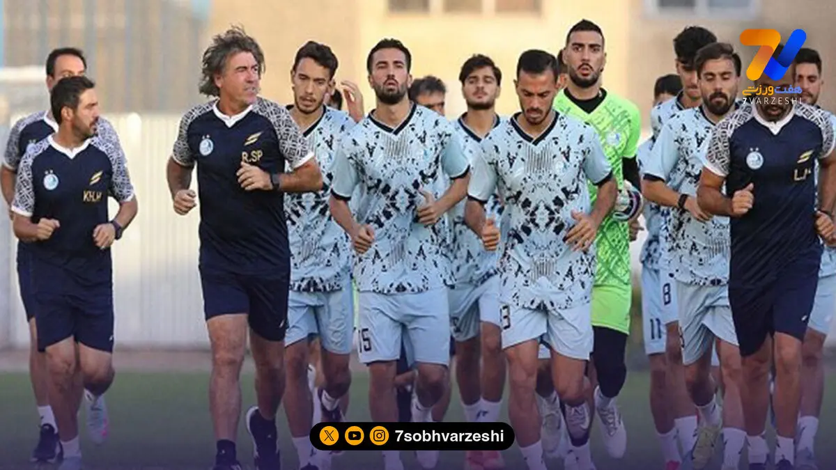 حضور پیشکسوتان در تمرین استقلال برای افزایش انگیزه برای دربی