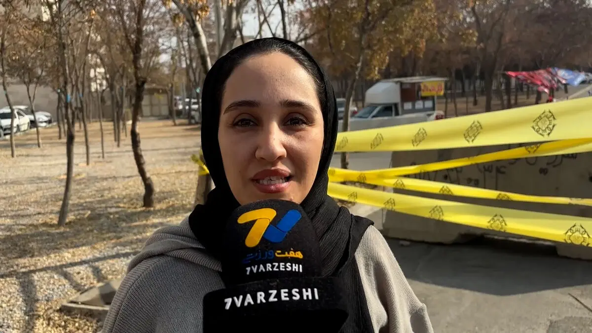 هوادار اراکی استقلال: این ورزشگاه گنجایش میزبانی دربی را ندارد