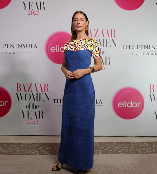 بازیگران ترک در مراسم زن سال