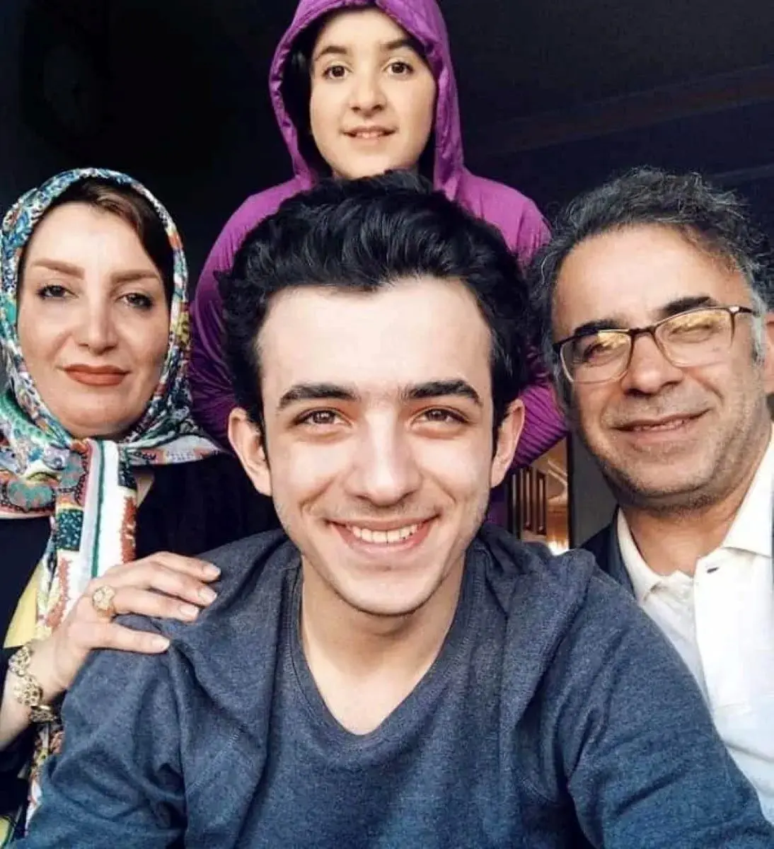 خانواده علی شادمان