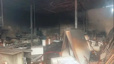  آتش‌سوزی در کارگاه تولید مصنوعات چوبی در شهرک ولیعصر تهران/ حادثه مصدوم نداشت 