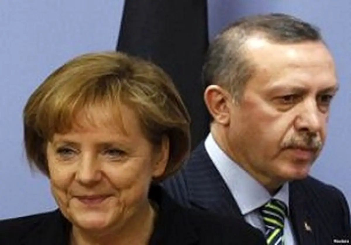 آب پاکی مرکل روی دست اردوغان