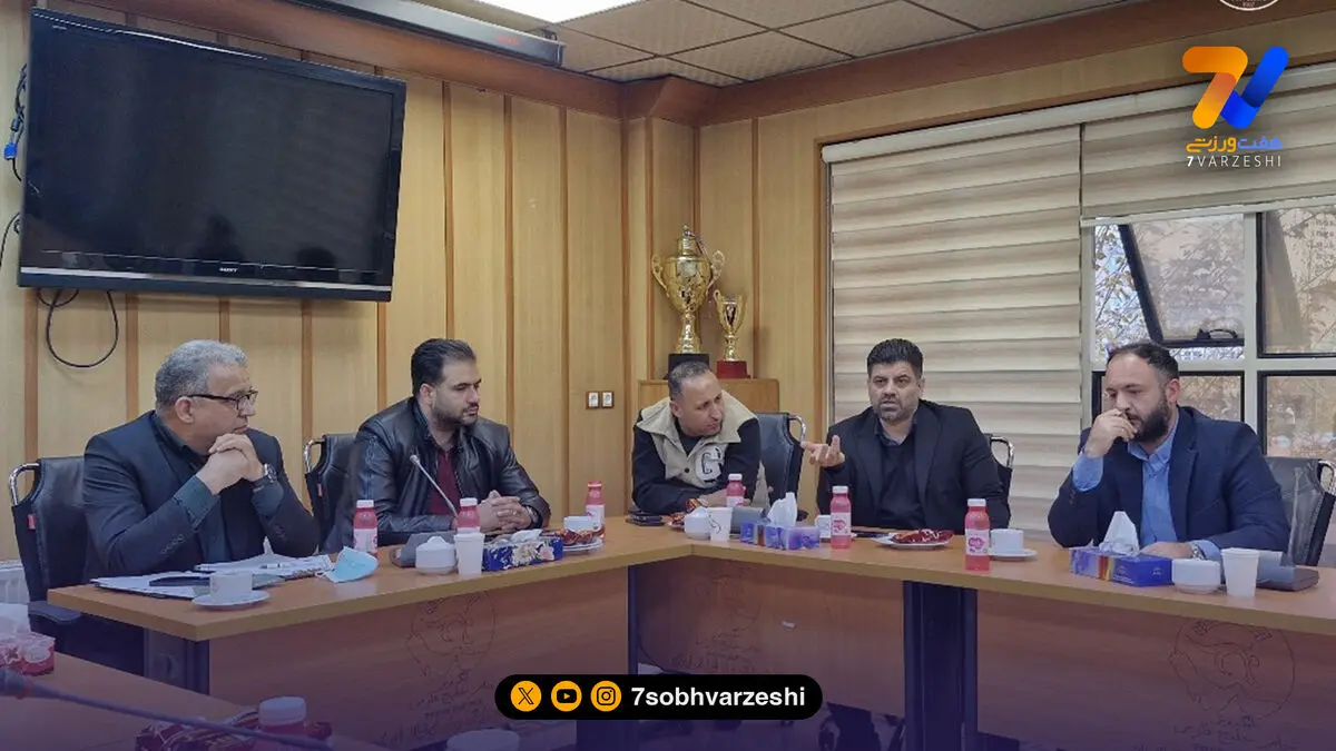 رسمی؛ پیکان – پرسپولیس بدون تماشاگر